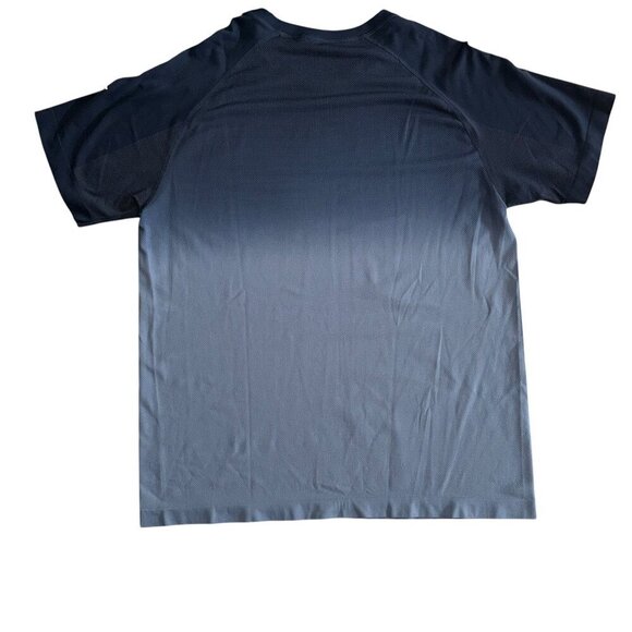 Mens Fabletics The Training Day Tee Set of 2 Mens Size XL NWOT - Picture 2 of 10